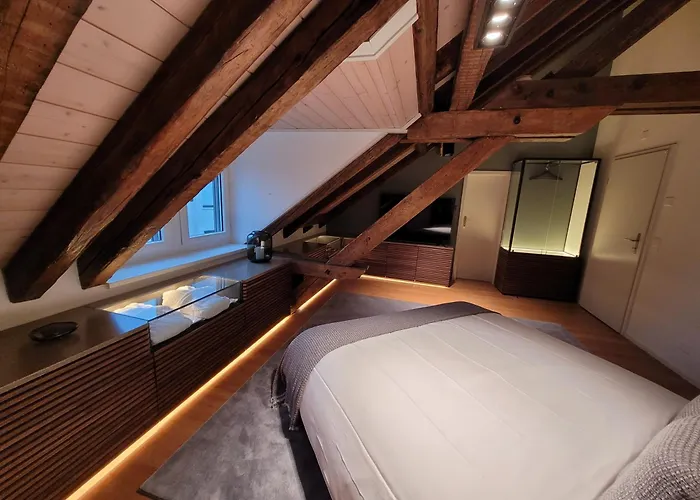 Le Bijou Lintheschergasse / Zurich Hb